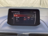 SBSは車速が約15 km/h以上でレーダーセンサー、FSCが衝突の可能性があると判断した場合衝突の危険を知らせます。衝突を回避できないと判断したときにはブレーキが作動することで衝突の被害を軽減します