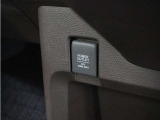 ◆12V電源ソケット◆スマートフォンの充電等にも便利な電源ソケット!使いやすい場所に装備されています。