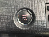 ワンプッシュでエンジンのスタート、ストップが出来て便利です。