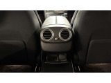 自動車保険に関しても、メルセデス・ベンツ専用のプログラムをご用意しております。飛び石や落下物などでのフロントガラスの修理が必要となった場合、最大で9万円分の補償を致します。