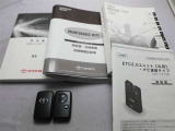 取説・メンテナンスノート・スマートキーの3点セットです。