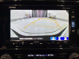 ステアリングと連動したガイド機能付きリヤモニターを装備しております。