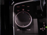 ☆センターパネルを運転席側に僅かに傾けたBMW独特のインパネ☆【駆け抜ける歓び】はここからもスタートしております☆