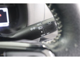 <AUTOライト>周囲の明るさをセンサーでキャッチして、ヘッドライトを自動的に点けてくれる賢い機能です!
