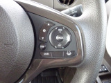 Hondaセンシングの機能のひとつ、アダプティブクルーズコントロール付!アクセルから足を離しても設定したスピードと前車との車間を保ち走行してくれます!車線維持もアシスト☆高速道路で疲労軽減ですね☆