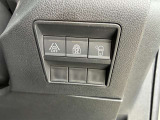 各種スイッチ類は運転席付近に集約されています!