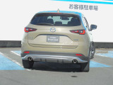 ☆パワーバックドア☆スマートキーや運転席ボタンを押すだけでリヤゲートが自動で開閉します。力を使わないで閉められるので便利です。