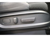 高級車の代名詞!電動シートが装備されています!