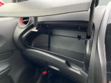 ちょっとした小物を入れられる収納スペース!車内をスッキリまとめることができます(^^)/