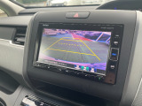 バックカメラも付いています。駐車の時に便利なのはもちろんの事、後方死角にいる子供たちに気が付くことができるので安心安全ですね!