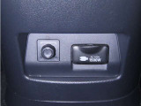 AC100V1500Wのコンセントを装備しております。