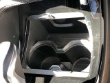 車両の詳細、ご質問につきましては、営業スタッフまでお気軽にご連絡下さいませ。遠方のお客様には実車の詳細動画送信も承ります。お問合せをお待ち致しております。