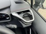 運転席側のドリンクホルダーです!