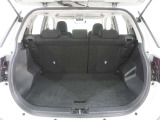 ◆フル乗車でもしっかり荷物を収納出来るラゲッジスペースです。普段の買い物でしたらしっかり積める十分な荷室スペースが確保されています。