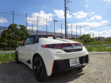 愛車の艶と光沢を維持し日頃のお手入れも簡単に!この機会にぜひお試しください。比較的安価な商品からプレミアム商品まで取り揃えております。スタッフまでお気軽にご相談ください。