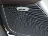 車内音響に合わせてチューニングされた専用スピーカーのBOSEサウンドシステム搭載です。奥行きのある澄んだ音と驚きの臨場感で、特別な音楽空間へと進化させます♪