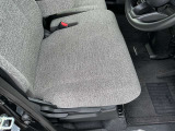シートリフターつきなので適切な姿勢で運転できます!