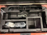 ラゲージの下にはジャッキや応急パンク修理セットが備わっています