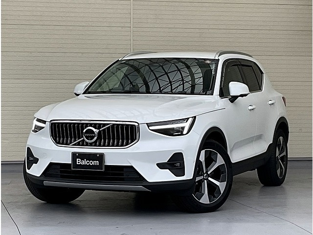 XC40 ウルトラ B4 AWD 4WD