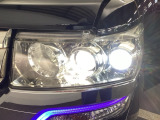 【オートライト(AUTO)】外の明るさをシステムが感知して、自動でヘッドライトが点灯します!ヘッドライトをつけ忘れを防ぐ便利機能です