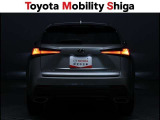 リヤのコンビネーションランプは後続車からも確認しやすいデザインです。
