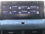 【メーカー純正12.3型ナビ】インテリアに溶け込むスタイリッシュな「専用設計」メーカーナビを装備♪視認性や操作性など基本性能にも優れ、より上質なカーライフをお楽しみいただけます。