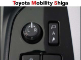 駐車時に便利なスマ-トキ-連動オ-ト格納式ドアミラーを装備しています。施錠すると自動的にドアミラーを格納する便利な機能です!