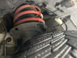 お車を安心してお乗りいただく為には、足回りの定期点検が欠かせません。サービスサポート(有償保証)では無料点検もご提供しており、安心のカーライフをお過ごしいただけるサポート体制が整っています。
