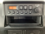 オーディオはAMFMチューナーを装備しています。