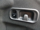 弊社では厳選された高品質車のみをメルセデス認定中古車(サーティファイドカー)としてご提供させて頂いてあります。