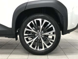 純正アルミ☆車体とのバランス良さとデザイン性でキマッテマスね☆