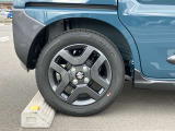 純正ホイールを装着しております。車両に関してのご質問は、スタッフまでお気軽にお問合せ下さい!TEL:0439-88-6662