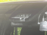 【トヨタセーフティセンス】走行中に前方の車両等を認識し、衝突しそうな時は警報とブレーキで衝突回避と被害軽減をアシスト。より安全にドライブをお楽しみいただけます。
