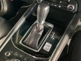 全てのトランスミッションのメリットを兼ね備えた理想的なAT、それがSKYACTIV-DRIVE(スカイアクティブドライブ)。「滑らかな変速」「ダイレクト感のあるシフトフィール」そして「低燃費」が特長です!
