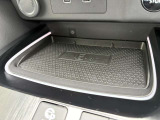 ◆e-Pedal Step◆アクセル・ブレーキペダルの踏みかえ回数を減らし、ワンペダル感覚のイージードライブを実現!運転がとっても楽になります♪