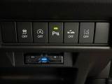 【デュアルカメラブレーキサポート】追突被害軽減ブレーキ、誤発進抑制、全車速追従ACC、レーンキープアシスト等で安全運転のサポートをします。