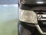 LEDヘッドライトは、点灯の瞬間から光量を発揮し、突然暗くなるトンネルなどでの安定感を高めます。
