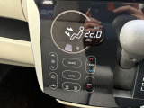 4WD/フルセグTV付きナビ/全方位カメラ/スマートキー/純正エンジンスターター/積込冬タイヤ/シートヒーター/衝突時被害軽減ブレーキ/フルオートエアコン/Bluetooth接続/フルフラットシート