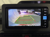 見えづらい車体後方部を映像で映し出してしっかりサポート!難しいバック駐車も安心です♪