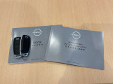 インテリジェントキーを装備しています。バックや服のポケットに入れたまま、ドアの開錠・施錠、エンジン始動が行えて便利ですよ◎