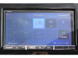 オーディオ機能としてはフルセグTV・ラジオ・CD/DVD・SD・USB/iPod・Bluetooth接続など、さまざまな媒体を再生可能です