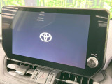 【10インチ ディスプレイオーディオ】大画面のディスプレイはAppleCarPlayやAndroidAutoが利用可能。大きな画面でスマホナビアプリ等が利用いただけます♪