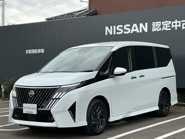 セレナ 1.4 e-POWER ハイウェイスターV