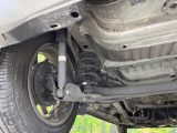 お車を安心してお乗りいただく為には、足回りの定期点検が欠かせません。サービスサポート(有償保証)では無料点検もご提供しており、安心のカーライフをお過ごしいただけるサポート体制が整っています。
