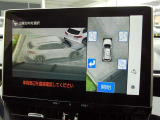 アドバンスト パーク付きです。カメラやソナーによって、周囲を監視しながら駐車を支援。障害物を検知した場合には警報を鳴らし、ブレーキ制御を行うことで接触回避を支援します。