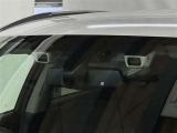 サポカーSとは、衝突被害軽減ブレーキに加えて、高齢者に多いと言われている踏み間違い事故防止をサポートする機能です。詳しくは販売店スタッフまでおたずねください。