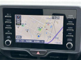 純正ナビを装備。タッチパネル式で使いやすく、お出かけもラクラクです。