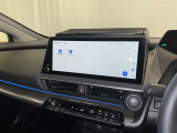 ディスプレイオーディオを装備。スマホとクルマをつなぐことで、これまでのナビに加えて、いろんなサービスが楽しめます。