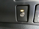 寒い時期ステアリングヒータースイッチ ONでハンドルを温めて手のひらから暖かくしてくれるので快適にドライブできます。