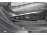 ●運転席助手席共にパワーシートを装備。本革シートなので高級感がございます!!